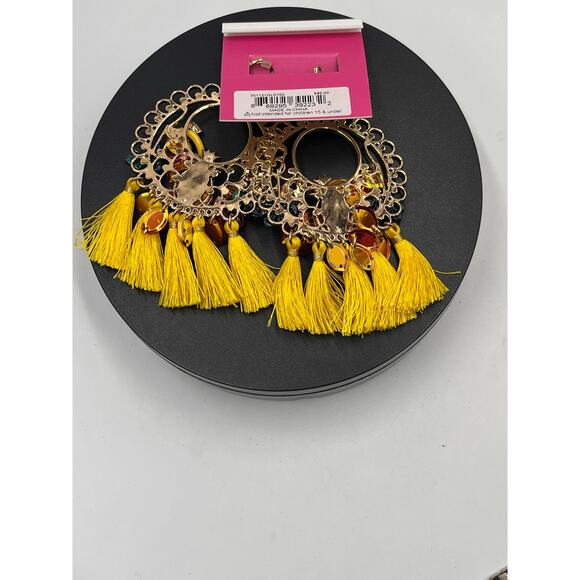 BETSEY JOHNSON Mixed Multicolor Bananas Fruit Chandelier Tassel Sequin Earrings - Picture 7 of 8